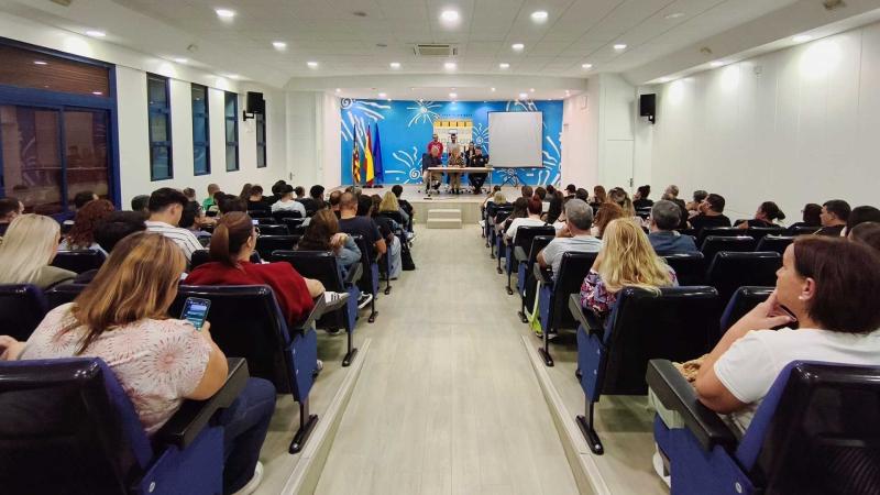 El ‘Dia de les Penyes’ inicia este sábado en Benidorm la cuenta atrás para sus Festes Majors Patronals